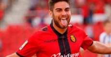 Abdón celebrando su tanto contra el Alavés en Son Moix la temproada 2014/15. Foto: LNE.