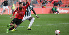 Bustos en su debut con el Mallorca ante el Peralada. Foto: RCDM.