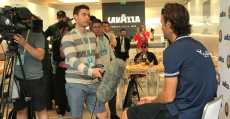 Veinte años después, Moyà sigue levantando una gran expectación mediàtica en Roland Garros. Foto: TTdeporte.com.