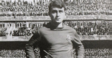 Julià Mir posando en el Santiago Bernabéu (62/63). Foto: RCDMallorca1961.com