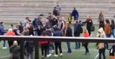 Pelea tumultuaria en un partido de fútbol base en Valencia.