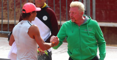 Nadal saluda a Becker en el entrenamiento. Foto: RFET.