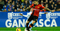 Aridai en un mano a mano frente al Zaragoza en La Romareda. Foto: LaLiga.