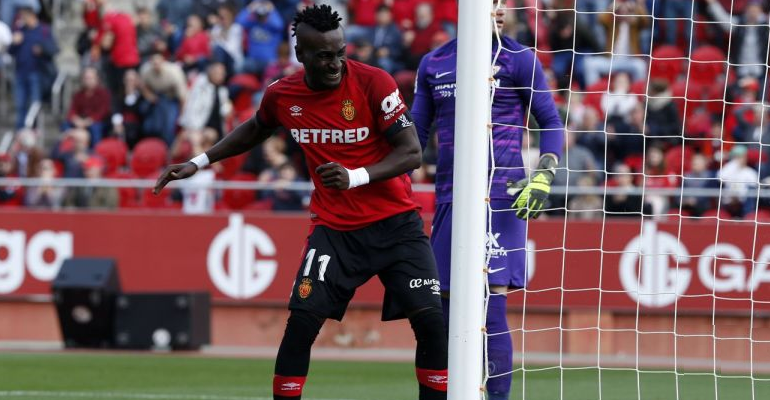 Lago Junior se lamenta tras una clara ocasión fallada en el primer tiempo. Foto: LaLiga.